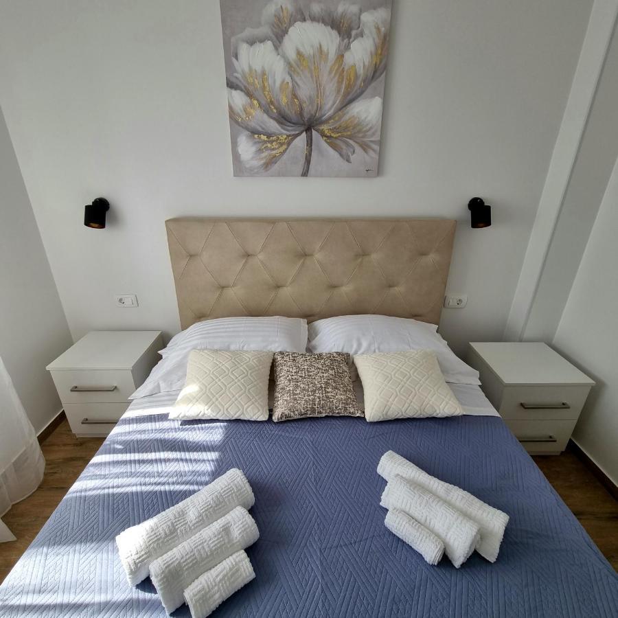 Apartments Happiness Trogir Ngoại thất bức ảnh
